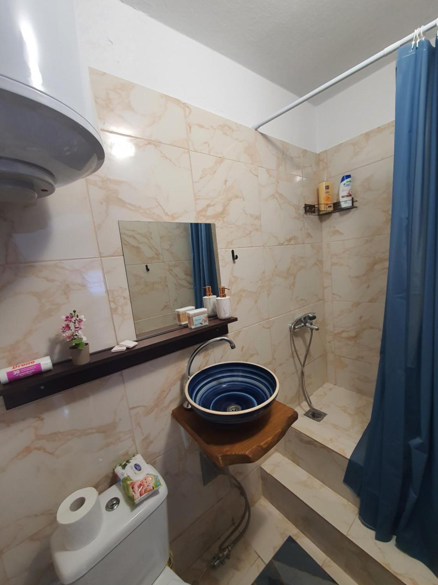 St.barbara Apartment *